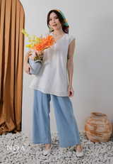SHIRO Cotton Embroidery V-Neck Blouse + Inner Furing