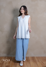 SHIRO Cotton Embroidery V-Neck Blouse + Inner Furing
