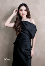 RITSU Sateen Off Shoulder Sleeveless Blouse