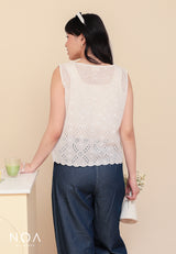 FUMI Embroidery Sleeveless Blouse