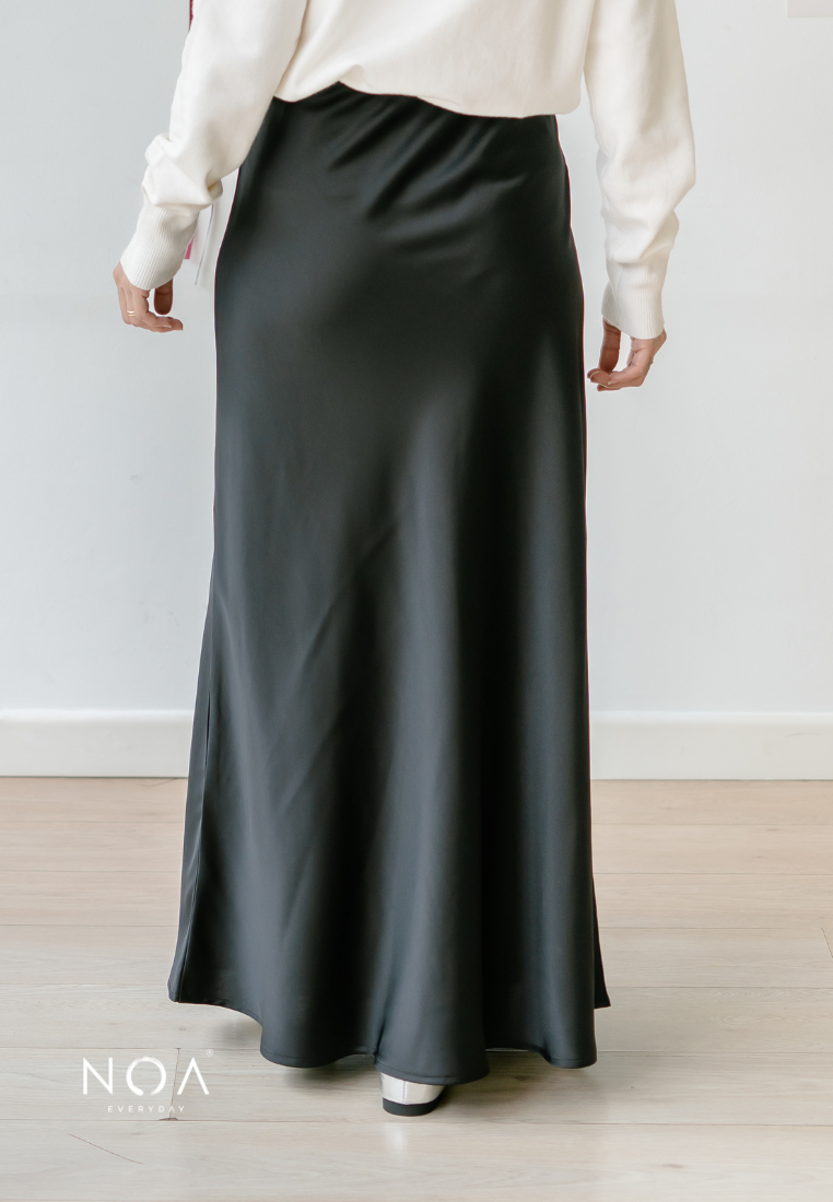 RITSU Sateen Maxi Skirt