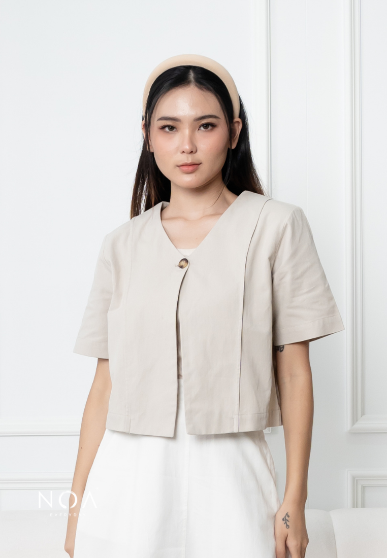 NAGISA Shortsleeve Padding Outer - Light Cream