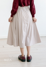 MIZUKA Nylon Midi Skirt