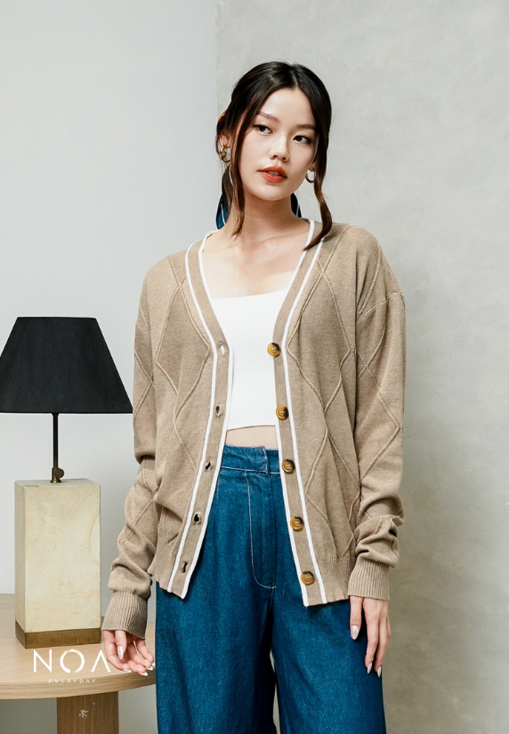 NATSUME Embossed Knitted Cardigan