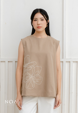 NOA X KUSUMANGGI - AMIRE Embroidery A-Line Sleevelees Blouse