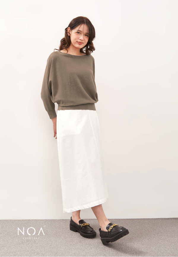 HAZUKI Batwing Knitted Blouse - Mocca