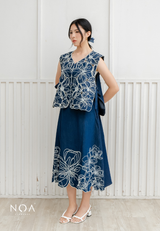 NOA X KUSUMANGGI - NAIRI Embroidery Vest with Side Tie