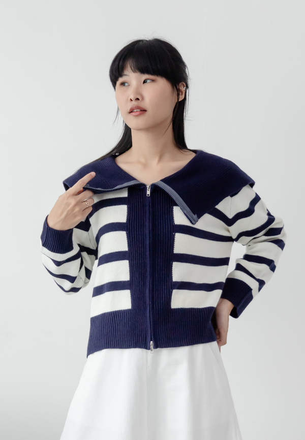 SUZUKA Knitted Cardigan - Navy