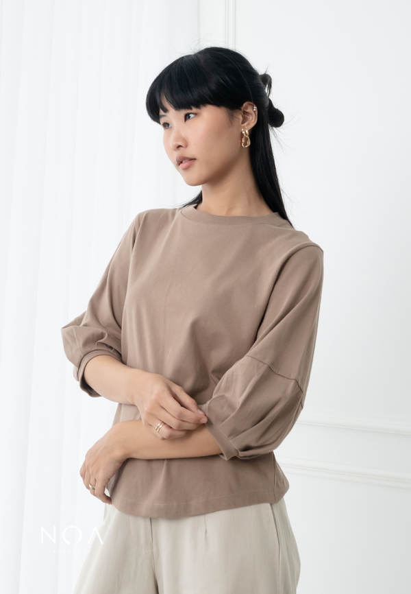 SEIJI PuffSleeve Basic T-Shirt - Brown