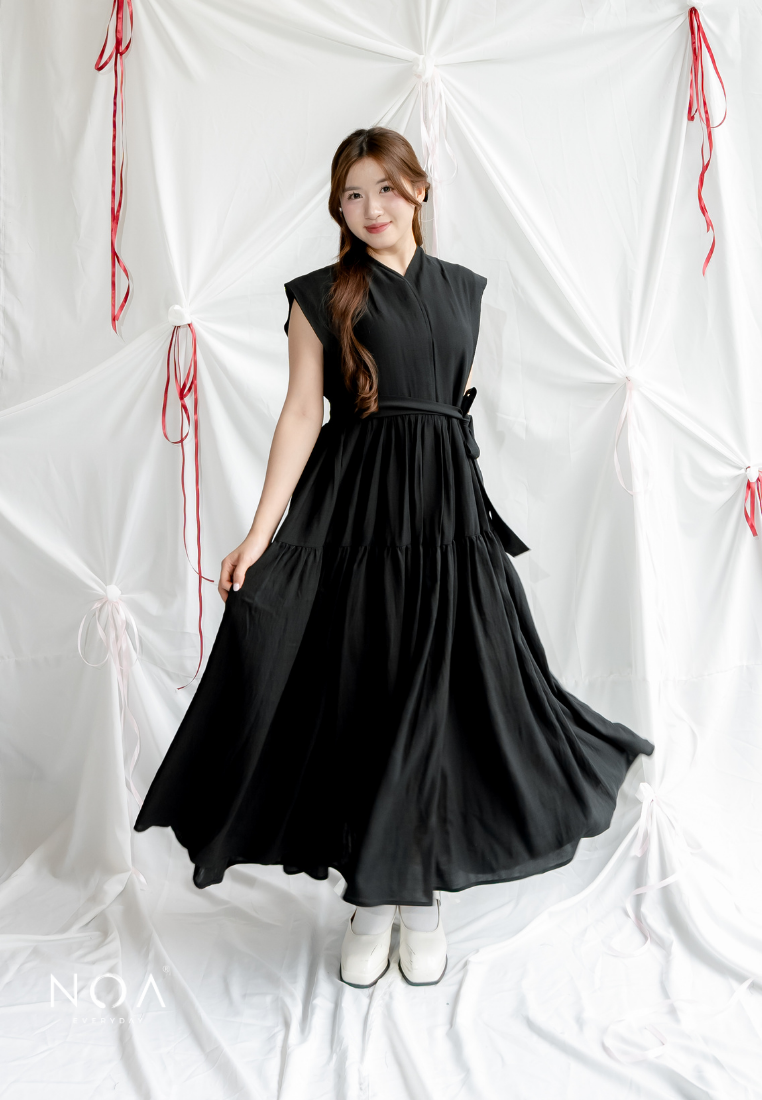 YONA Crinkle Tiered Maxi Dress with Belt