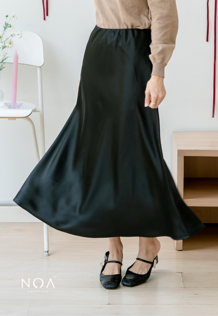 RITSUKA Satin Midi Skirt