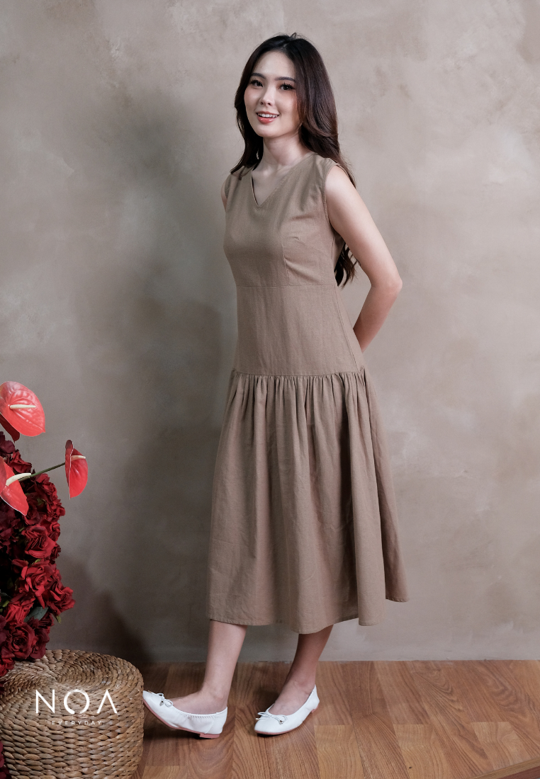 KEINA Basic Linen Sleeveless Midi Dress with Inner