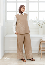 NOA X KUSUMANGGI - MINAE Embroidery Straight Pants