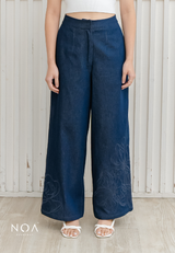 NOA X KUSUMANGGI - MINAE Embroidery Straight Pants