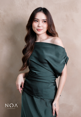 RITSU Sateen Off Shoulder Sleeveless Blouse