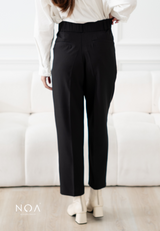 ARISA Ankle Pants - Black