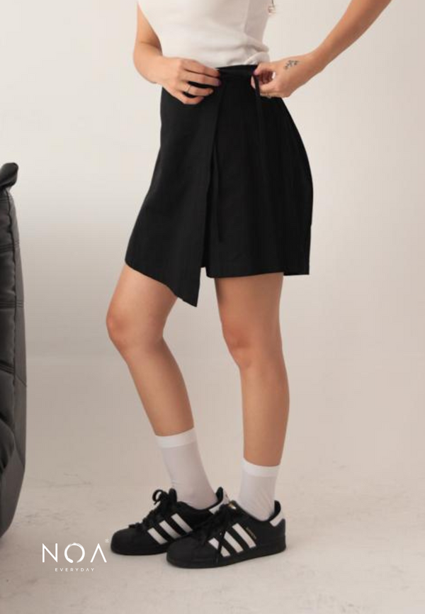 AERI Linen Bow Tie Skort - Black