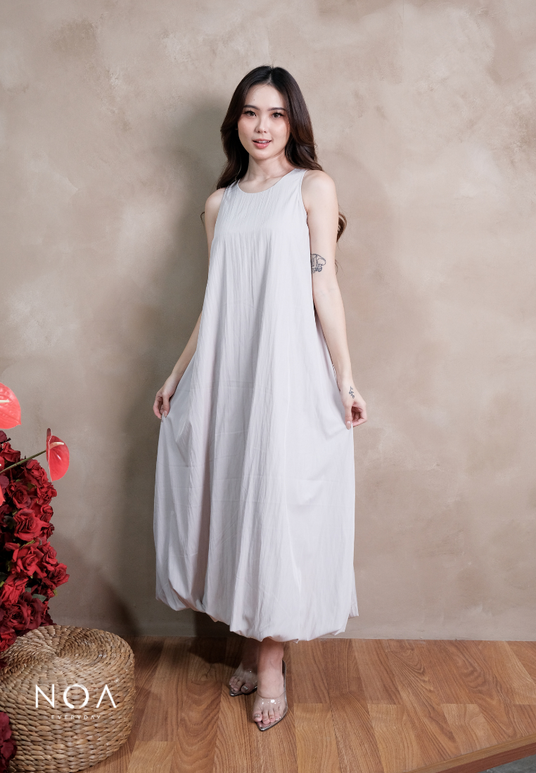 AYURI Nylon Sleeveless Balloon Maxi Dress