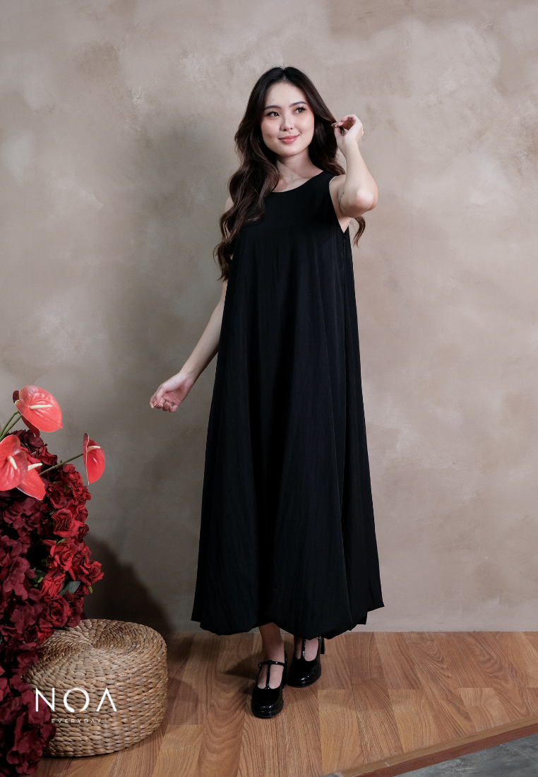 AYURI Nylon Sleeveless Balloon Maxi Dress