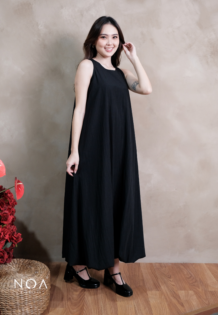 AYURI Nylon Sleeveless Balloon Maxi Dress