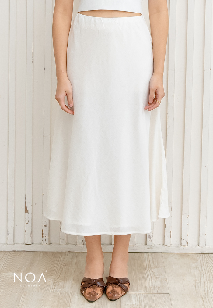 NOA X KUSUMANGGI - SUZI Sheer Look Midi Skirt with Inner – NOA