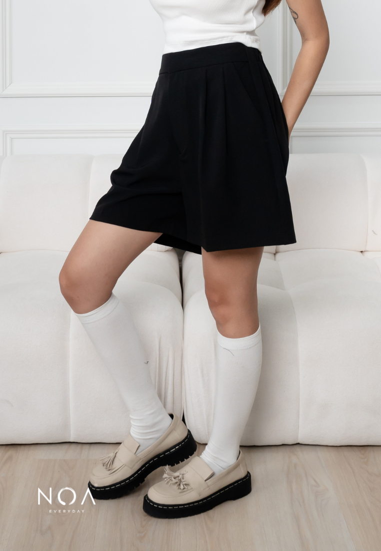 ARISA Short Pants - Black