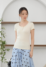 SORAI Rib Henley Short Sleeve Tee