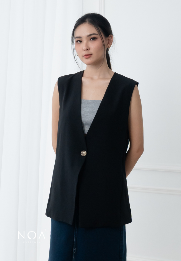 ARISA Button Pocket Vest - Black