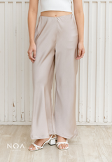 NOA X KUSUMANGGI - RITSUMI Sateen Straight Pants