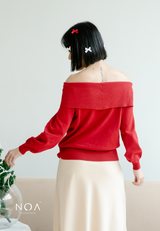 YUEN Off Shoulder Knitted