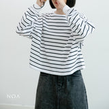 NOAeveryday | ETSU Striped Boxy Longsleeve T-Shirt | Atasan Wanita | Kaos Garis Lengan Panjang Wanita
