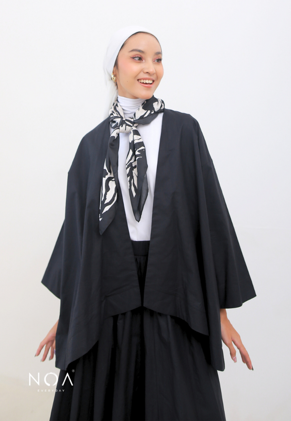 RISAKO Oversized Cardigan - Black