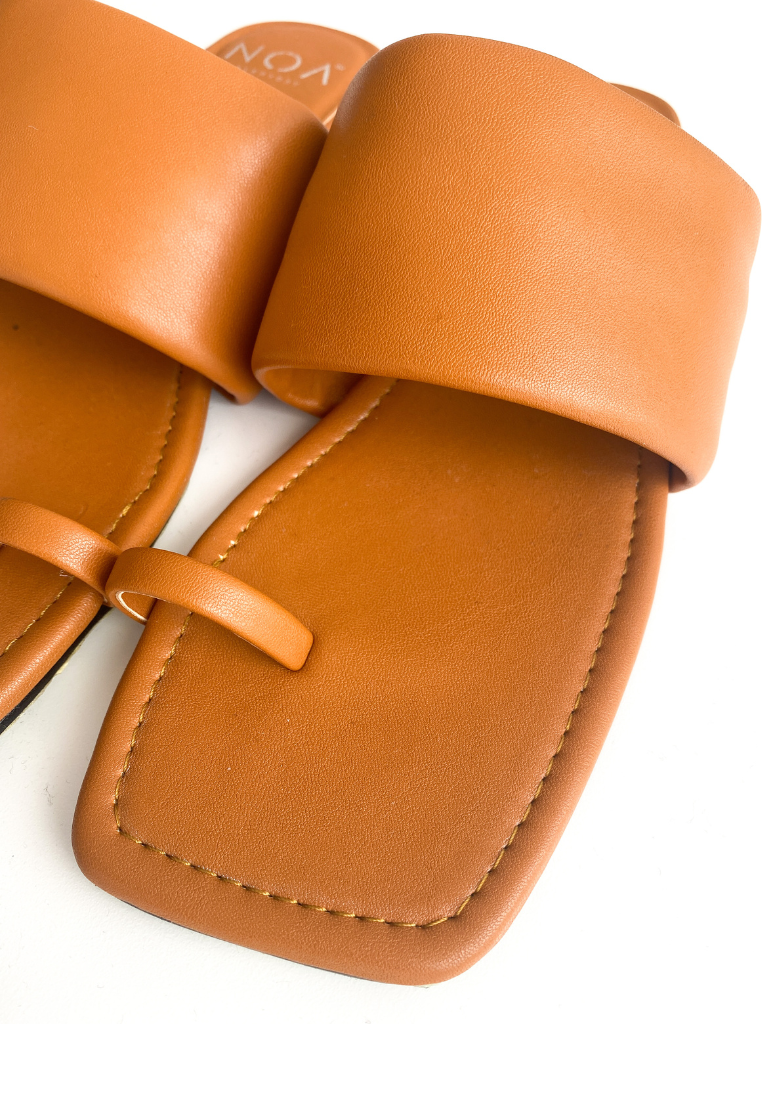 Emiko Sandals - Camel