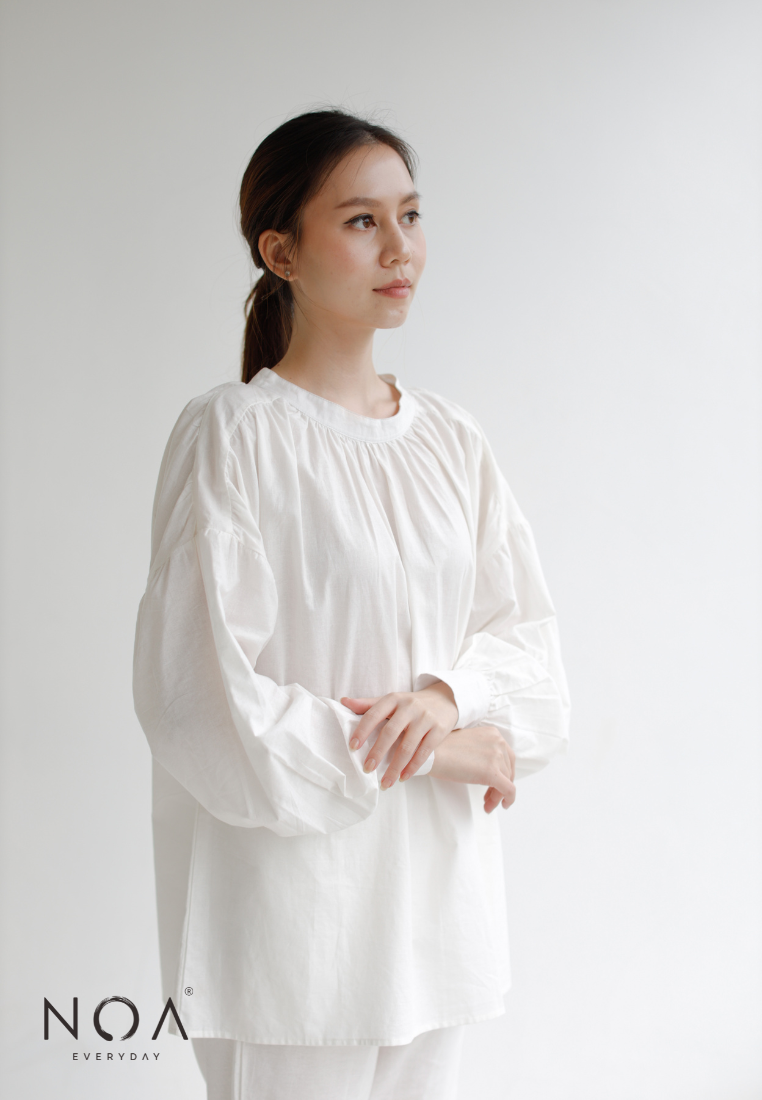 Offers ~ KAEDE Long Sleeves Puff Blouse - White