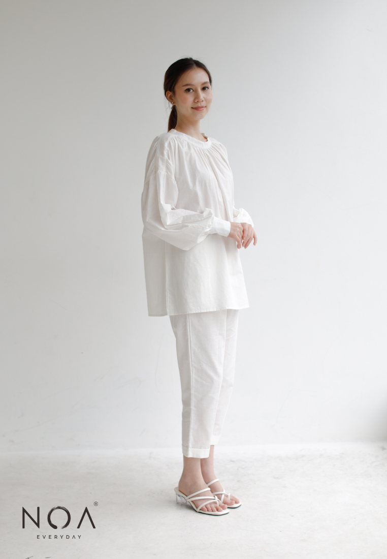 Offers ~ KAEDE Long Sleeves Puff Blouse - White