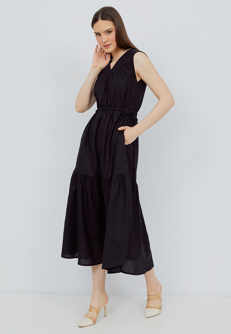 ARAMI V-NECK MAXI Dress - Black